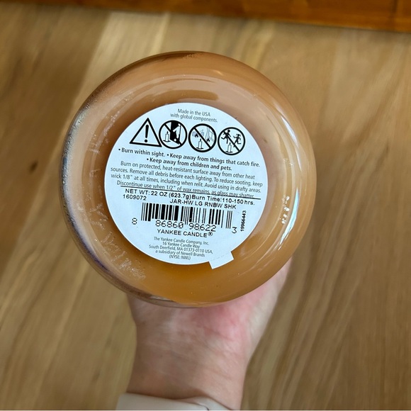 Yankee Candle Rainbow Shake 22oz Jar NEW - Picture 4 of 5